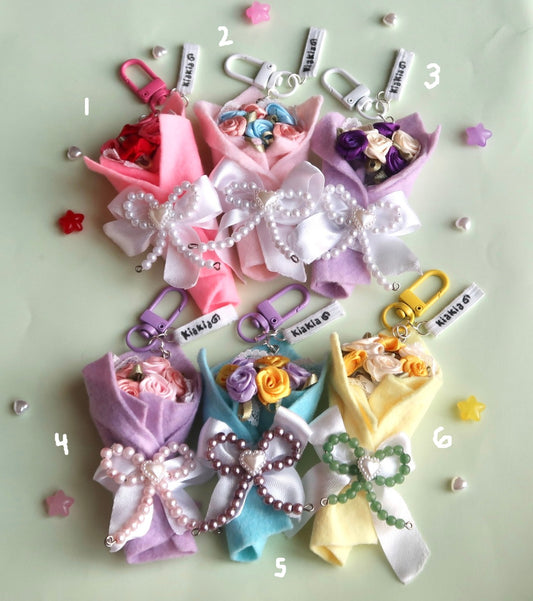 1. pearlescent bow-quet keychains